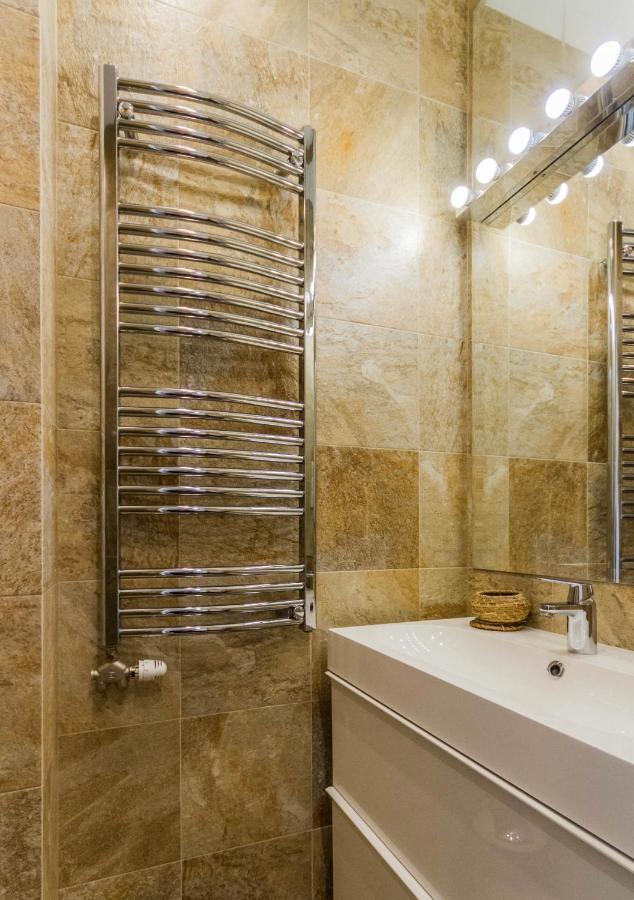 Chain Bridge Studio Apartment Boedapest Buitenkant foto